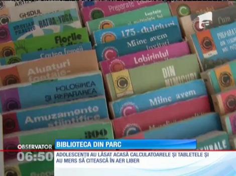 Biblioteca de vară a fost organizată în Parcul Central din Plopeni