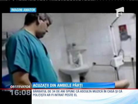 Un bărbat din Reşiţa acuză mai mulţi poliţişti că l-au bătut şi încătuşat pe nedrept