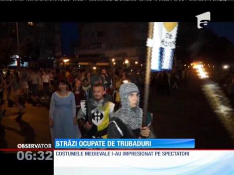 Oraşul Suceava a fost luat cu asalt de 250 de personaje din evul mediu