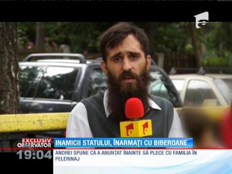 Inamicii statului, înarmați cu biberoane