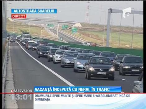 Trafic de coşmar pe Autostrada Soarelui! Mii de maşini sunt blocate pe drumul spre mare