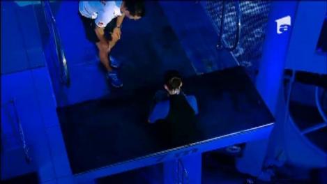 Lacrimi și durere: Alina Pușcaș, dovada unei ambiții nemăsurate! A fost luată cu ambulanța, dar a revenit în concurs