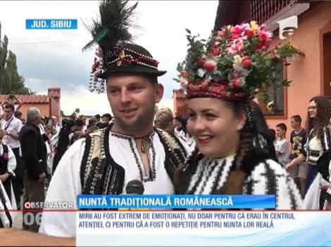 Nuntă tradițională românească în satul Noul Român din judeţul Sibiu