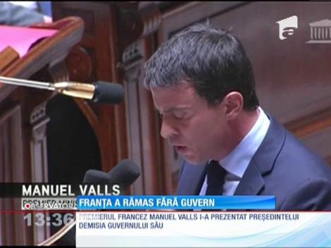 Franța a rămas fără guvern
