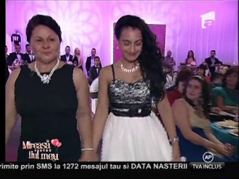 Mama lui Laur: "Înseamnă că băiatul meu, care s-a îndrăgostit, e prostul competiţiei"