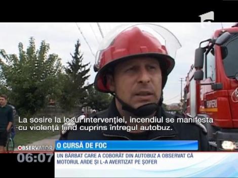 Autocar în flăcări