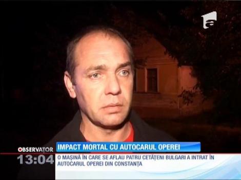 A aţipit la volan şi a intrat într-un autocar plin cu oameni