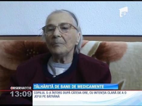 Momente de groază pentru o bătrână din Piatra Neamţ. A fost jefuită, în propria casă, de un adolescent
