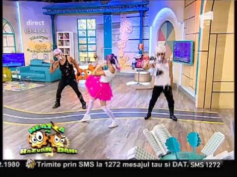 Alyanna Lu - "Rainbow"