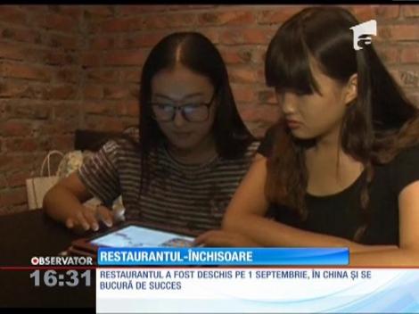 Un restaurant din estul Chinei arată ca o închisoare adevărată