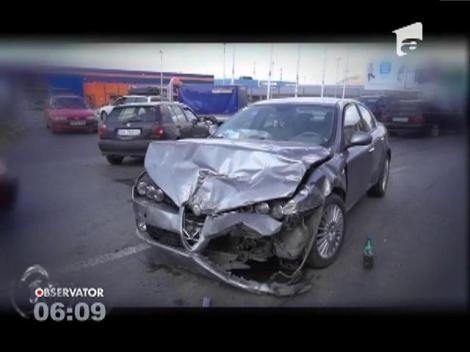 Și-a băgat soția și vecina în spital