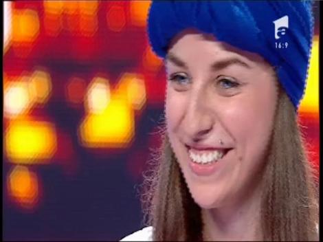 Jurizare: Carina Dumitru se califică în următoarea etapă la X Factor