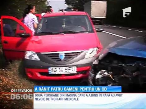 Cu ochii pe casetofon, un șofer a rănit 4 oameni