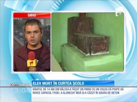Elev mort în curtea unei şcoli din Vâlcea