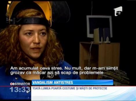 Vandalism antistres, într-un centru special amenajat din Budapesta