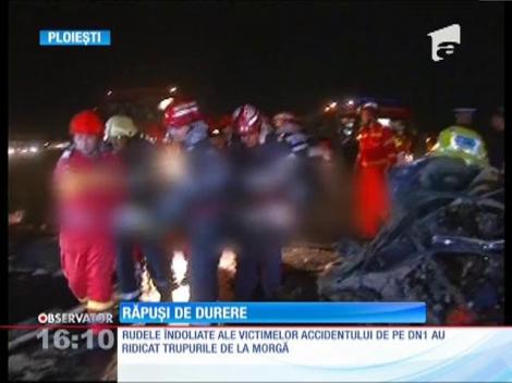 Rudele victimelor accidentului de pe DN1 au ridicat trupurile de la morgă