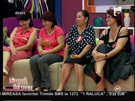 Bunica Maria, expertă &icirc;n evitarea discuţiilor cu lavaliera deschisă!