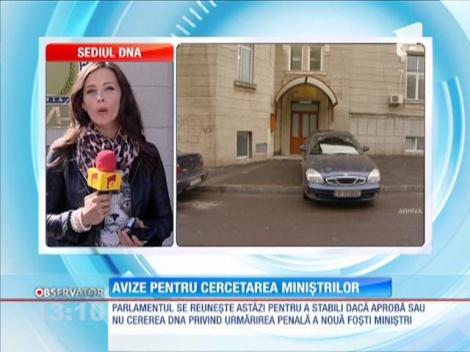 Cei nouă miniştri aflaţi în vizorul DNA în dosarul licenţelor află astăzi dacă vor fi urmăriţi penal