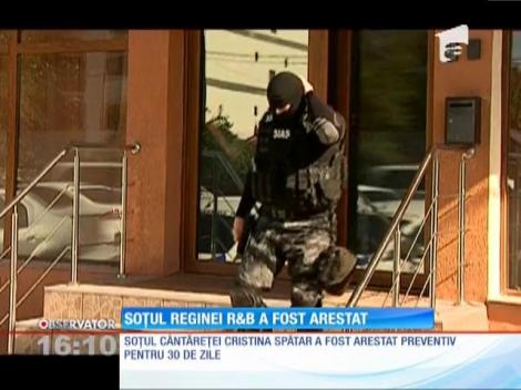 Soţul reginei RNB, Cristina Spătar, rămâne după gratii  pentru 30 de zile