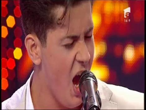 Jerry Lee Lewis - ”Great balls of fire”. Vezi aici cum cântă Sergiu Vonvea la X Factor