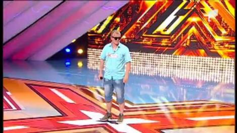 Marian Crețu ”Kapushon” cântă propria melodie la X Factor, ”Frățică, dă-mi o bucățică!”