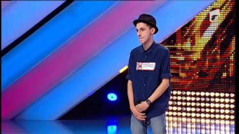 Răzvan Ghiță nu convinge juriul X Factor
