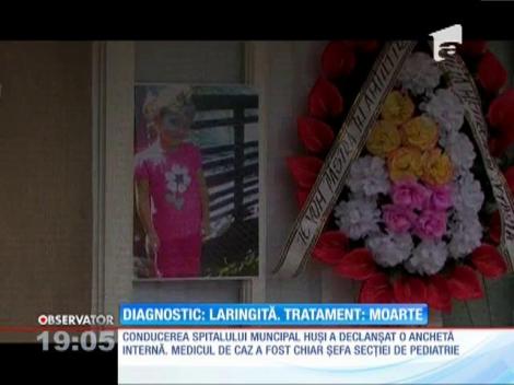 Și-a pierdut fetiţa de 4 ani după ce a ajuns la spital cu dureri în gât şi febră