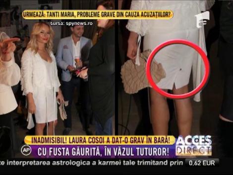 Laura Cosoi, cu fusta găurită, în văzul tuturor