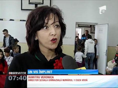 Peste 400 de cărţi au ajuns la biblioteca şcolii "Cuza Voda" din judeţul Calaraşi, cu sprijinul Fundației ”Dan Voiculescu”