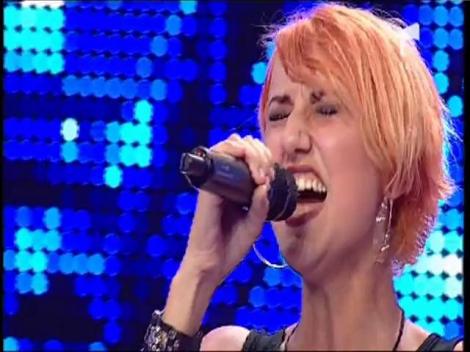 Alicia Keys - "If I Ain't Got You". Vezi aici cum cântă Iuliana Stoica la X Factor!