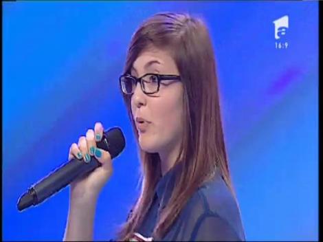 Joan Jett - &ldquo;I Love Rock 'n' Roll&rdquo;. Vezi aici cum c&acirc;ntă Areta Cărbuneanu la X Factor!