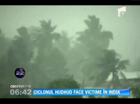 Ciclonul Hudhud face victime în India