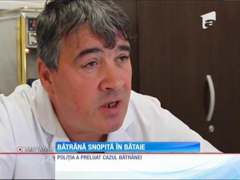 Bătrână snopită în bătaie de fiul ei