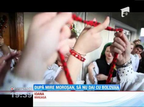 După mire moroşean, să nu dai cu bolovan! Doi tineri maramureşeni au avut o nuntă ca în poveşti