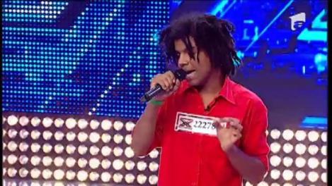 Vezi cum a interpretat Nicholas Sealey melodia lui Mika, la X Factor!
