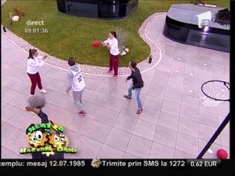 Echipa de la Neatza, meci de baschet cu sportive profesioniste