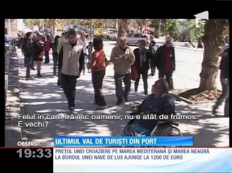 Ultimul val de turiști a umplut Portul Constanţa