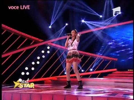 Alicia Keys - ”Fallin'”. Vezi aici cum cântă Paula Florea la Next Star!