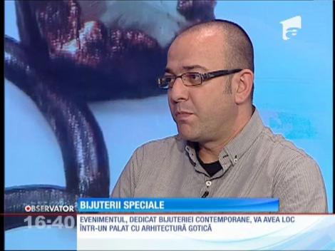 Bijuterii speciale la târgul Autor