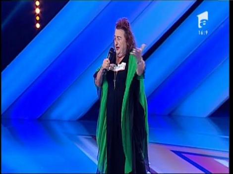 Luciano Pavarotti - "Caruso".  Vezi aici cum cântă Maria Mocioiu la X Factor!