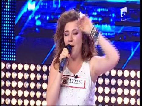 Buburuza simpatică de la Tip Top Minitop a încins atmosfera cu vocea ei... și un joc de fotbal!