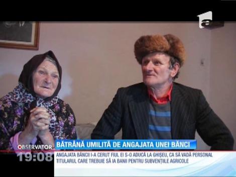 Dorohoi: O funcţionara unei bănci a chemat de urgenţă la ghişeu o bunică paralizată şi imobilizată la pat, ca să-i dea banii de subvenţie
