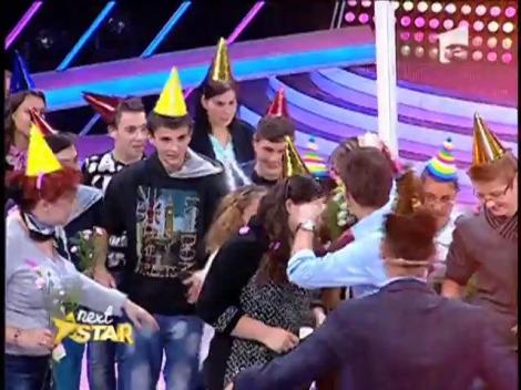 Prezentare: Andreea Mihai este olimpică la matematică şi iubeşte să cânte