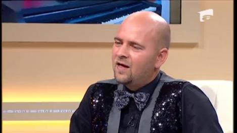 Culise: Rona Hartner se pregăteşte să devină Enrique Iglesias