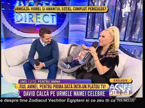 Pentru prima dată într-un platou de televiziune! O super cântăreaţă ţi-l prezintă pe fiul ei!