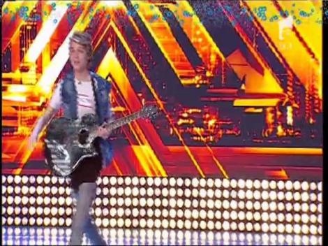 Jurizare - Adrian Aron se califică în următoarea etapă X Factor