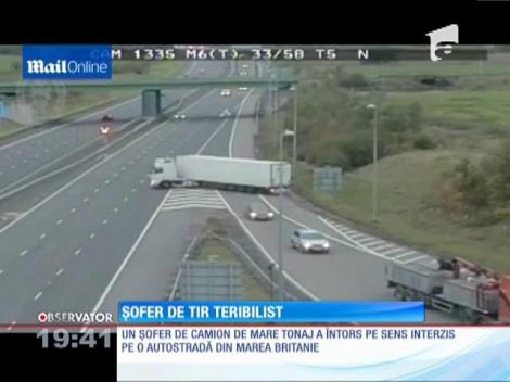 Șofer de TIR teribilist. A întors camionul pe autostradă!