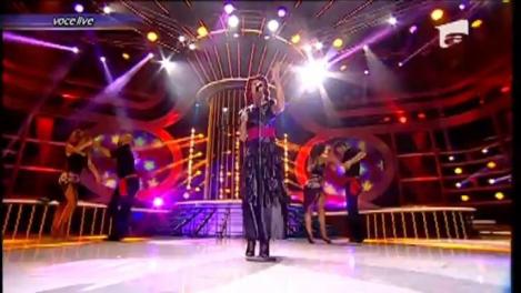 Gloria Estefan-"Mi Tierra". Vezi transformarea lui Florin Ristei la "Te cunosc de undeva!"