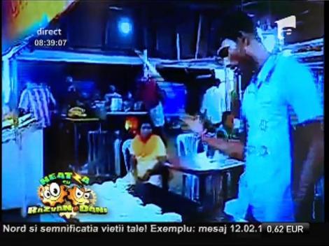 Smiley News: Gogoașa zburătoare