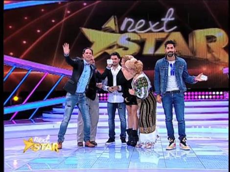 Juraţii Next Star, înlocuiţi de sosiile din buletin